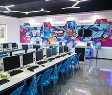 ³¤É³Ð»ªµçÄÔѧУУ԰»·¾³